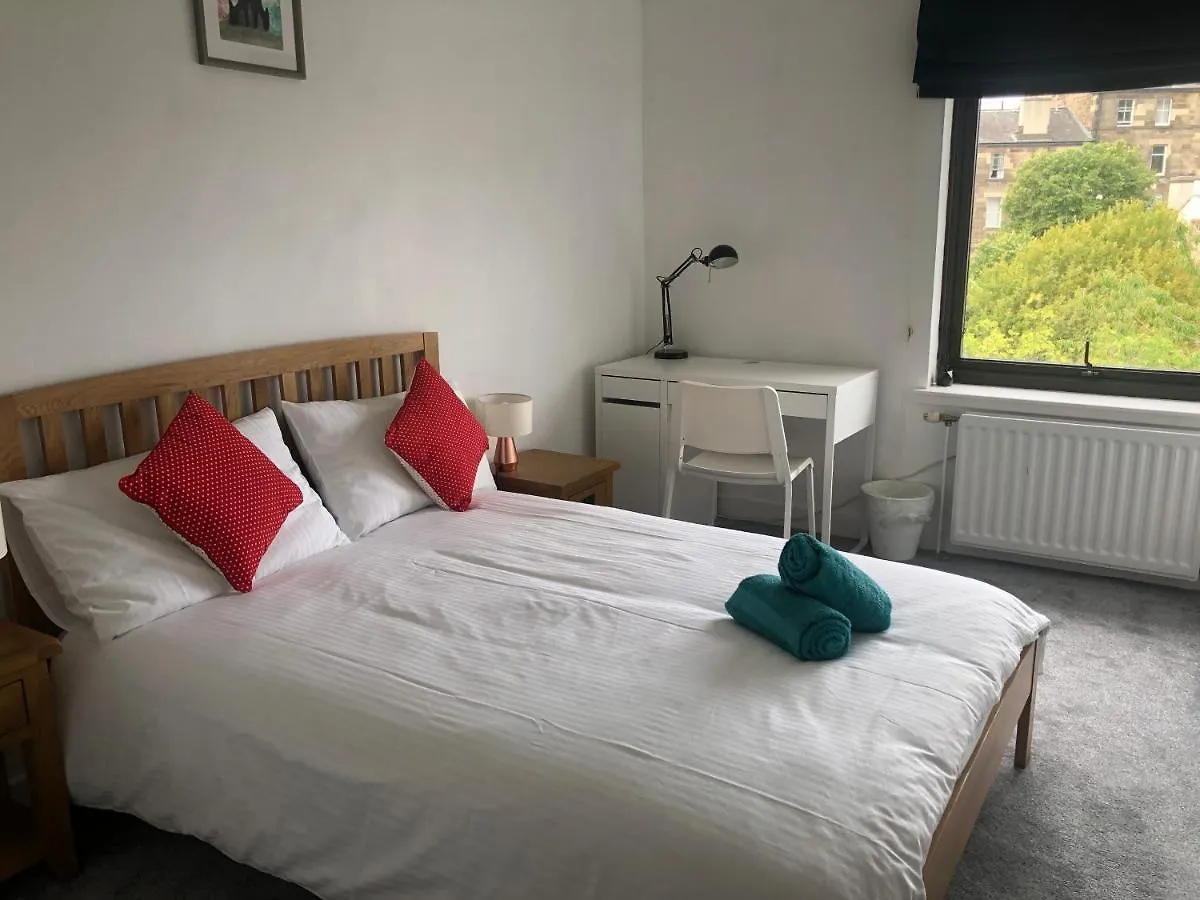 Central Two Bed Flat Close To Arthur'S Seat And University Edinburgh